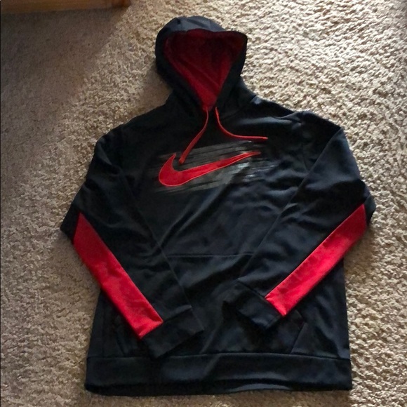 Two Nike hoodies - Picture 5 of 7